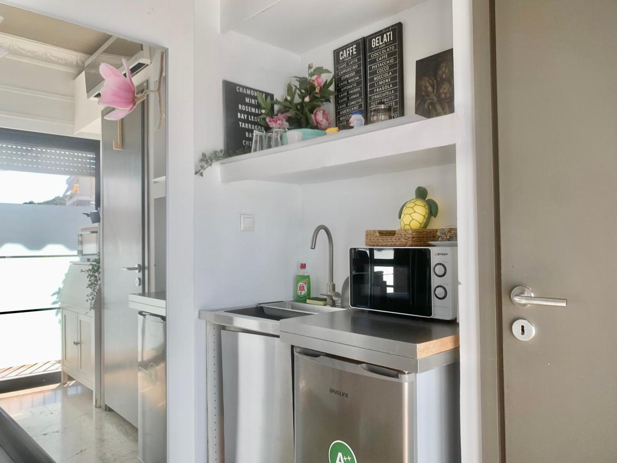 Bright Studio 4 A Short Stay Near Oaka - Iaso - Ygeia - Mitera Hospitals เอเธนส์ ภายนอก รูปภาพ