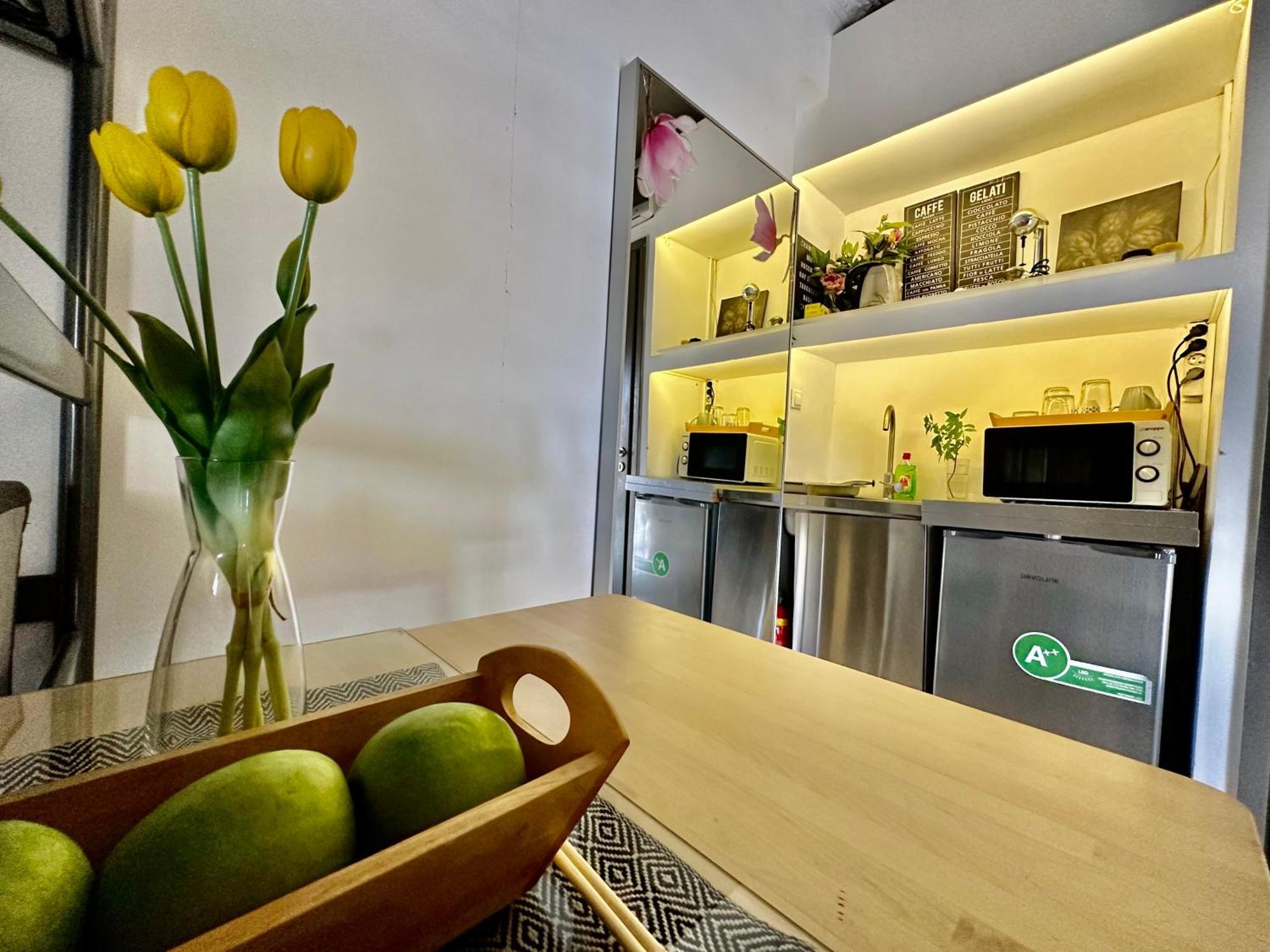Bright Studio 4 A Short Stay Near Oaka - Iaso - Ygeia - Mitera Hospitals เอเธนส์ ภายนอก รูปภาพ